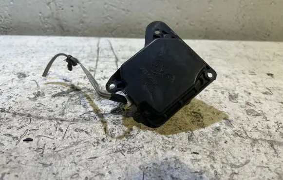 Nissan Murano Z51 Air flap motor/actuator 277523JC1B
