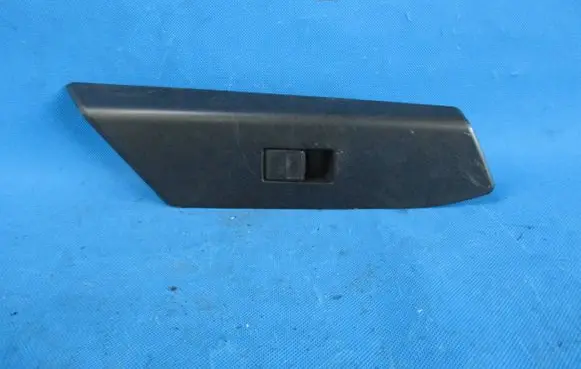 Toyota RAV 4 (XA40) Other switches/knobs/shifts 74231-4227B