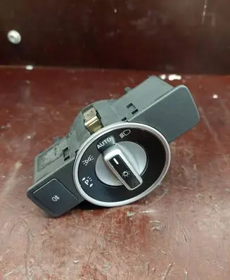 Mercedes-Benz E W212 Light switch