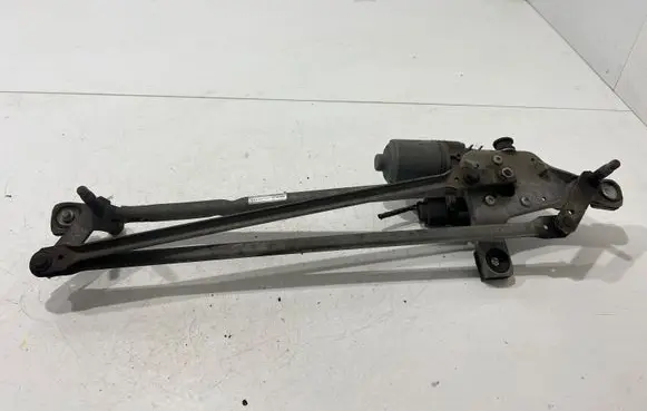 Volvo XC70 Front wiper linkage and motor 30796359 3397020959 1397220584