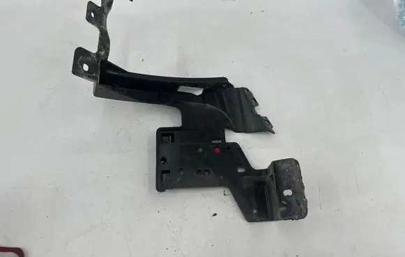 Land Rover Range Rover Evoque L538 Rear bumper mounting bracket EJ3217A151AE