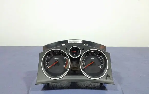 Opel Astra H Speedometer (instrument cluster) 13225978