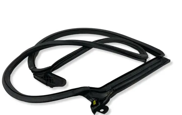Volkswagen Arteon Front door rubber seal 3G8867338