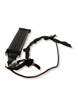 Volkswagen PASSAT B5.5 Electric cabin heater radiator 3B0963235
