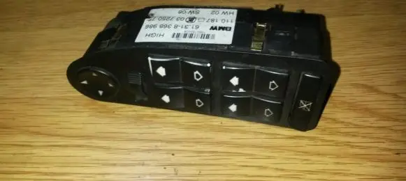 BMW 5 E39 Electric window control switch 61318368986