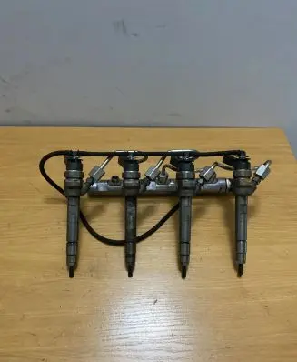 Fuel injectors set