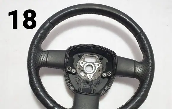 Audi A3 S3 8P Steering wheel