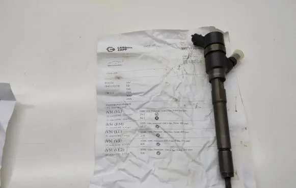 KIA Sportage Fuel injector 0445110258