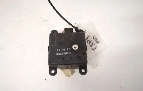 Nissan Primera Air flap motor/actuator 3t05030820