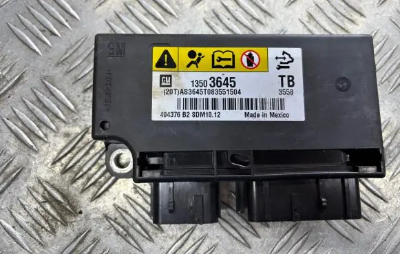 Opel Insignia A Airbag control unit/module 13503645 404376B2 AS3645T083551504