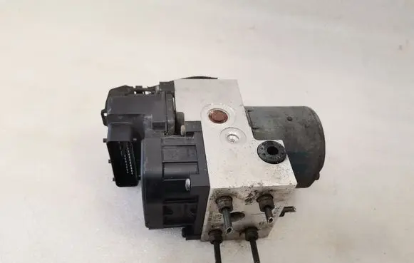 Nissan Navara D22 ABS Pump 11000031300