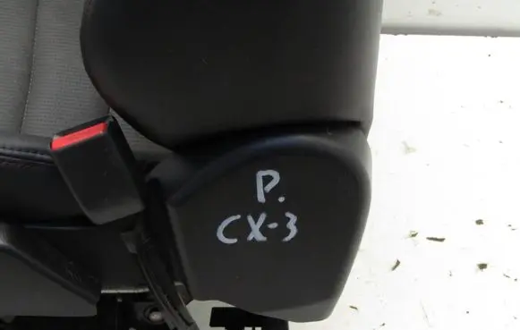 Mazda CX-3 Seat airbag 1002