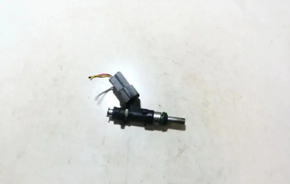 Mitsubishi Lancer X Fuel injector 1465a029 eat305