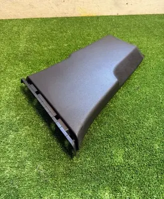 Skoda Octavia Mk4 (B) pillar trim (bottom) 5E3867281