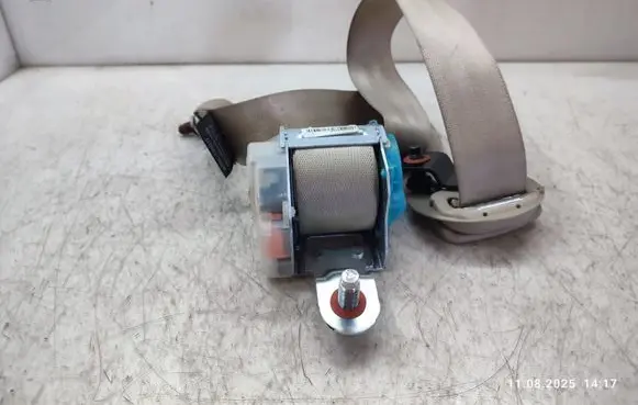 Hyundai ix 55 Rear seatbelt 898103J000