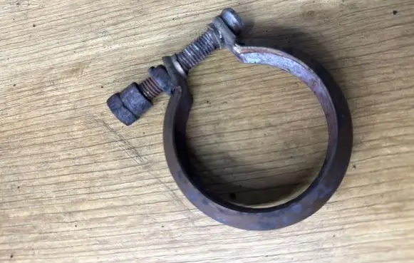 Opel Insignia A Muffler pipe connector clamp 