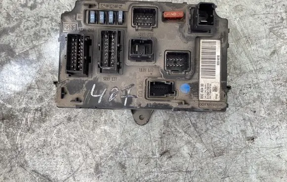Peugeot 407 Fuse module 9656148180 S120017001H BSCA0400