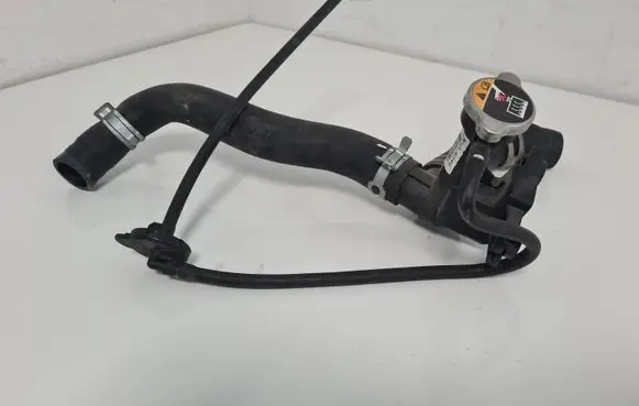 Hyundai i20 (GB IB) Engine coolant pipe/hose 171220153800 180124 R423ALEAA