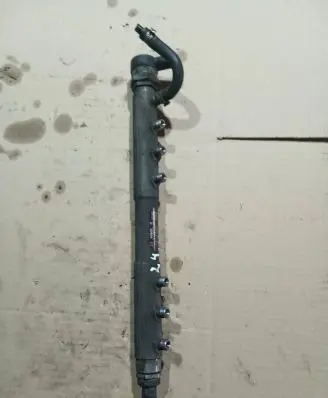 Volvo S80 Fuel main line pipe 30777554 002397 0445215023
