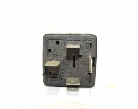 Skoda Octavia Mk1 (1U) Other relay 6U0906061A