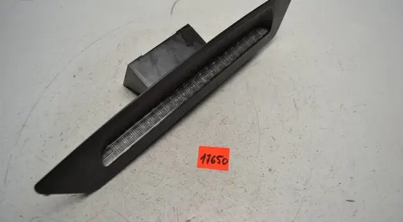 Volvo C70 Third/center stoplight 8600343