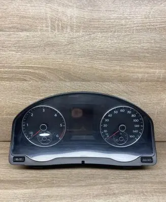 Volkswagen Golf V Speedometer (instrument cluster) 5M0920973A A2C37530800