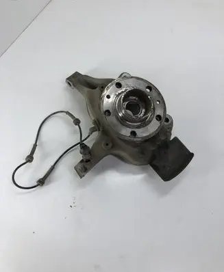 Renault Laguna III Front wheel hub 400140006R 236870 402001263R
