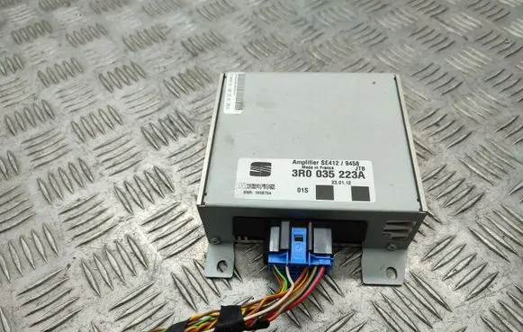 Seat Exeo (3R) Sound amplifier 3R0035223A