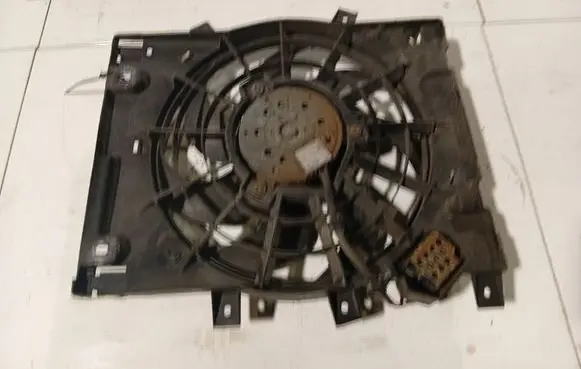 Opel Astra H Radiator cooling fan shroud 0130303960