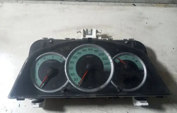 Toyota Corolla Verso AR10 Speedometer (instrument cluster) 838000F092A MB2574403892