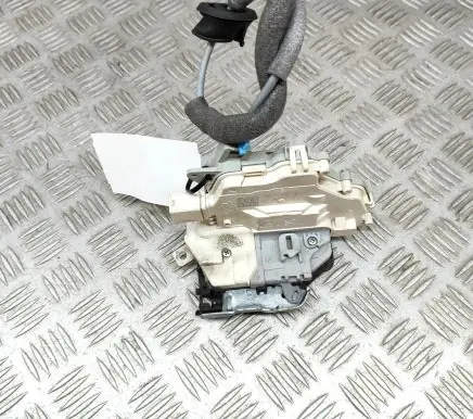 Audi A3 S3 8V Rear door lock 4G0839015C