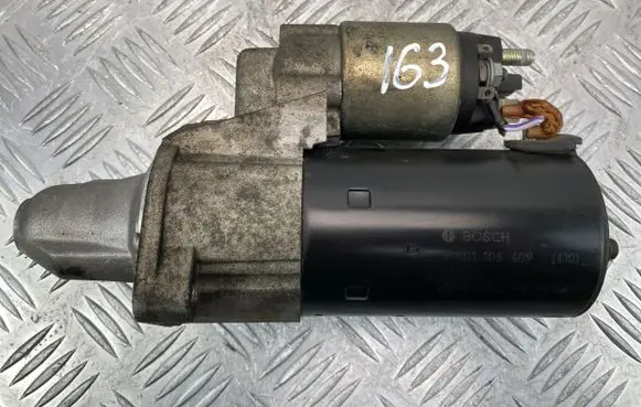Mercedes-Benz E W211 Starter motor A0061513701 0001108409
