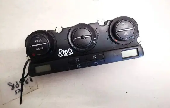 Skoda Octavia Mk2 (1Z) Climate control unit