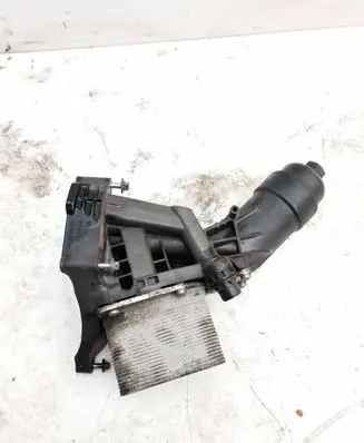 BMW 3 F30 F35 F31 Oil filter mounting bracket 70568660