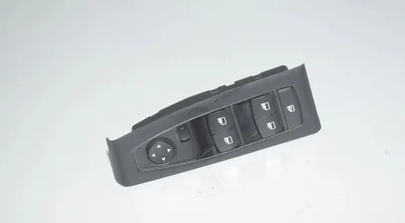 BMW 2 F46 Electric window control switch 9208109 61319208109