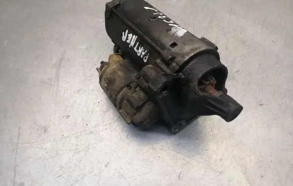 Peugeot Partner Starter motor TS22E26