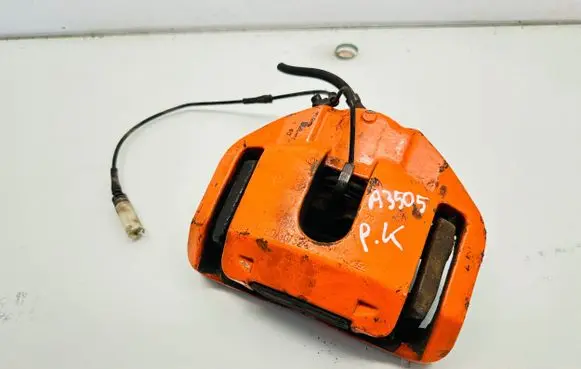 BMW 5 E60 E61 Front brake caliper 6030324