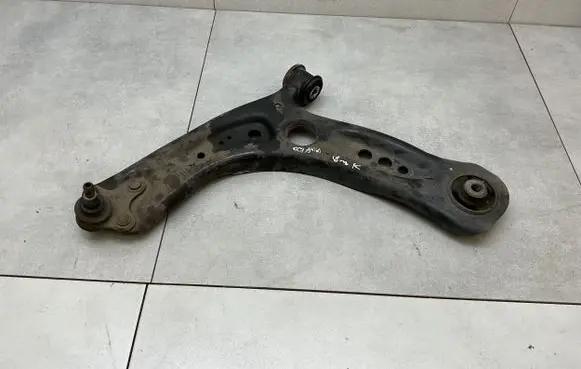 Skoda Octavia Mk3 (5E) Front lower control arm/wishbone