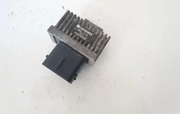 Nissan Qashqai Glow plug pre-heat relay 9640469680