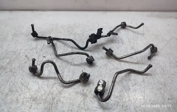 Opel Movano B Fuel line pipe 
