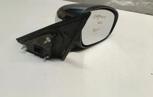 Chrysler 300C Front door electric wing mirror 9435718