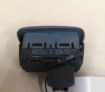 Citroen C5 Electric window control switch 96515962ZF