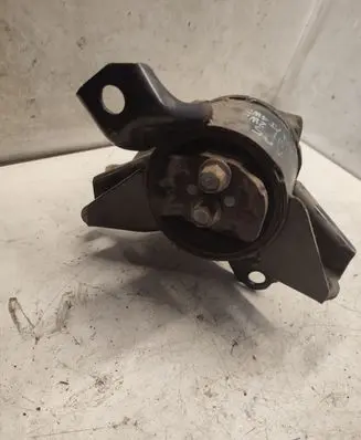 KIA Sorento Engine mount bracket 218322P950