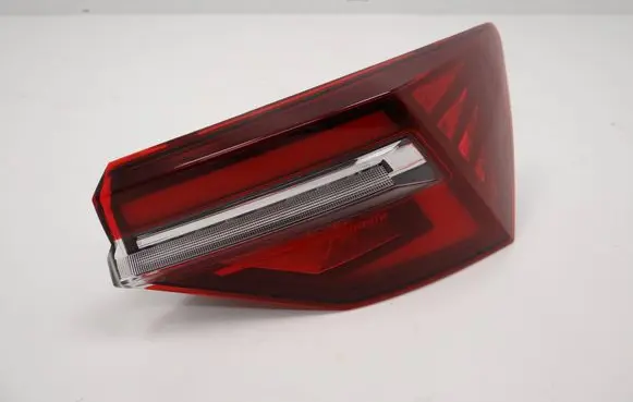 Skoda Karoq Rear/tail lights 57A945208D 224213604