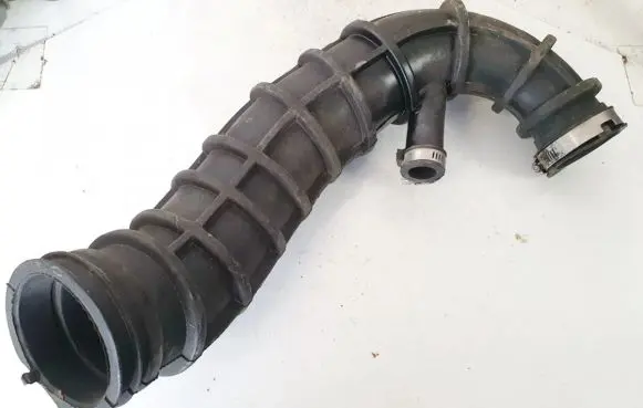 Ford Focus Intercooler hose/pipe 2c1190623ce