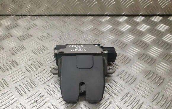 Ford Focus Tailgate/trunk/boot lock/catch/latch 3M51R442A66CA