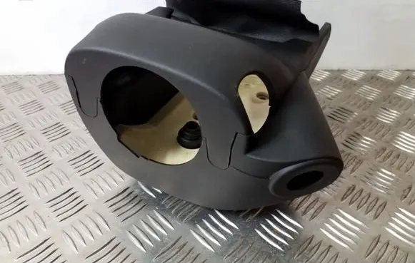 Steering wheel column trim
