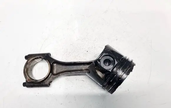 Opel Astra G Piston with connecting rod