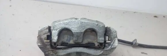 Toyota Highlander XU70 Front brake caliper