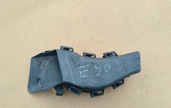 BMW 3 E90 E91 Intercooler air guide/duct channel 7160609